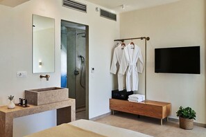 VIP Maisonette with Outdoor Jacuzzi | Minibar, desk, soundproofing, WiFi - Vasia Sea Retreat (Agios Nikolaos)