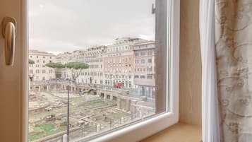 Habitación superior, vistas a la ciudad | Vistas desde la habitación