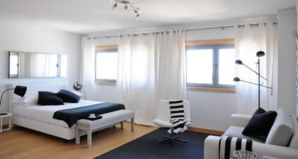 Panoramic Living
