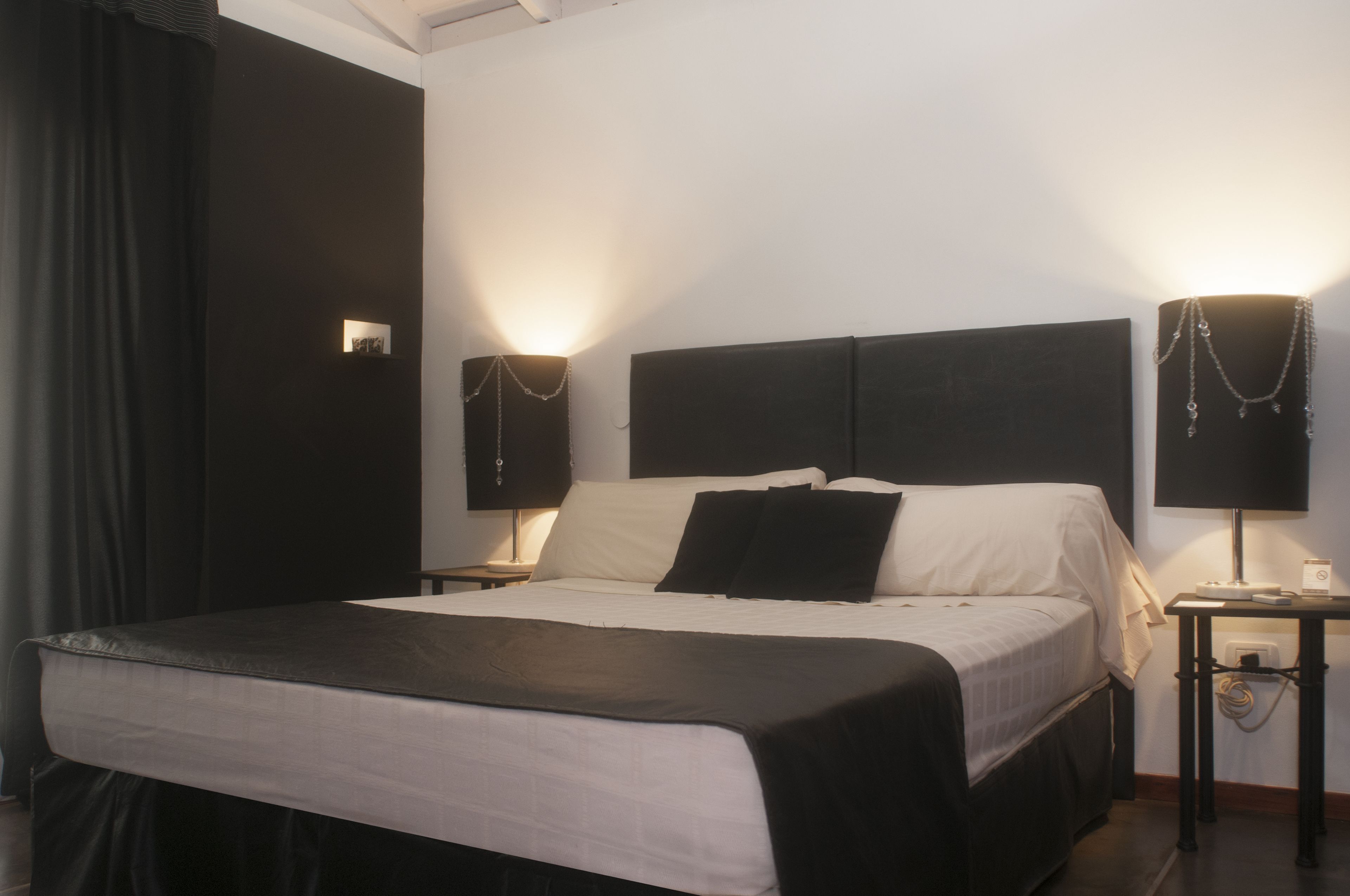 Minibar, in-room safe, free WiFi, bed sheets