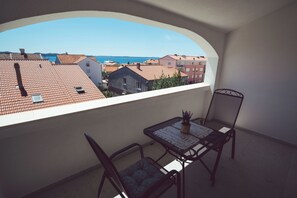 Double Room, Sea View | Terrace/patio - Apartments & Rooms Petra (Zadar)