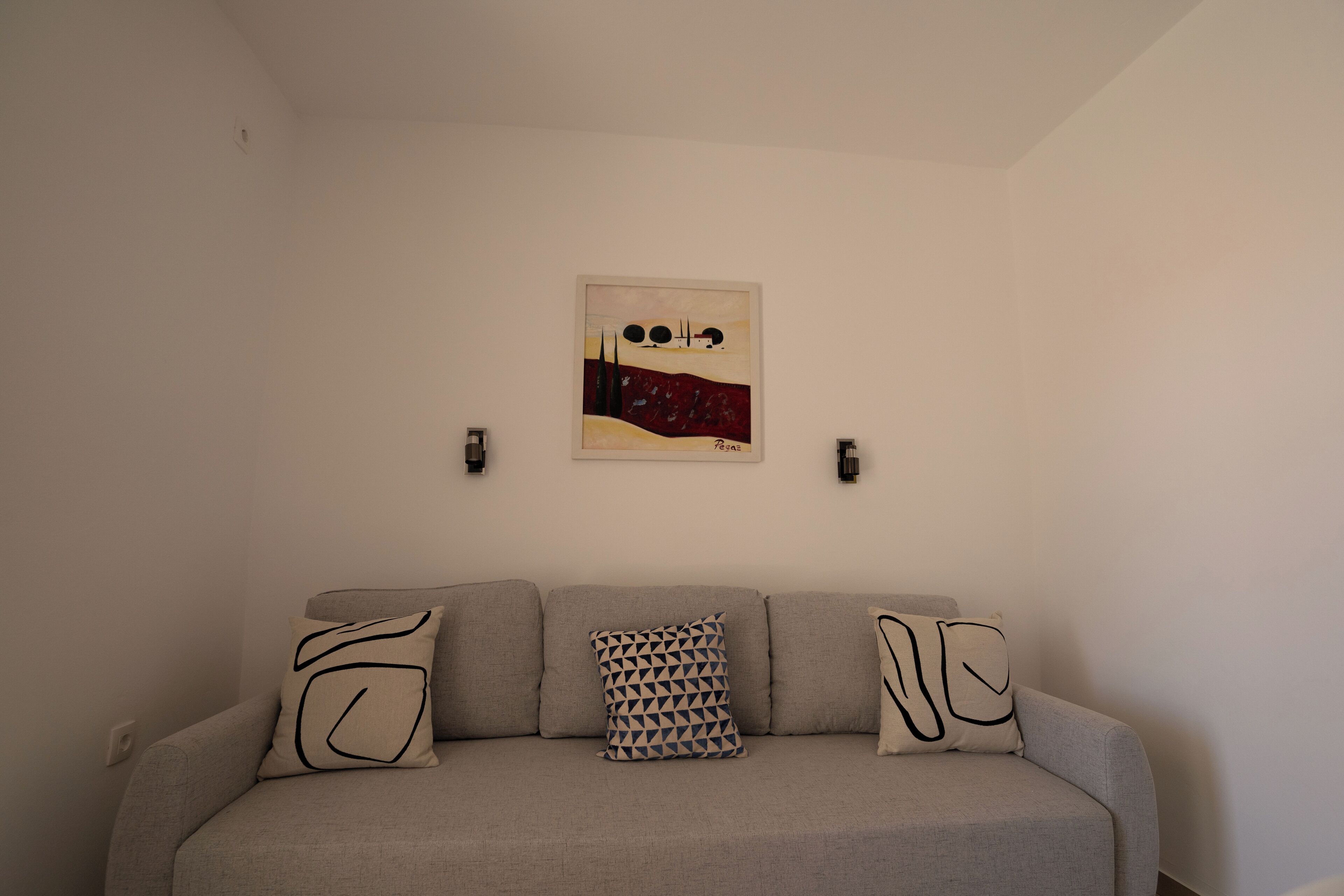 apartment, 1 bedroom, garden view | living area | 32-inch lcd tv with satellite channels, tv