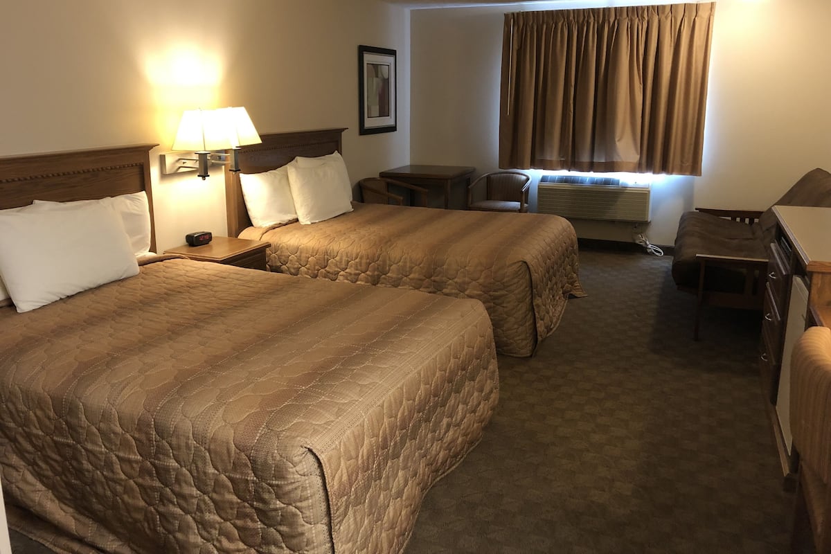 Executive Room, 2 Queen Beds, Non Smoking (with Queen Futon)