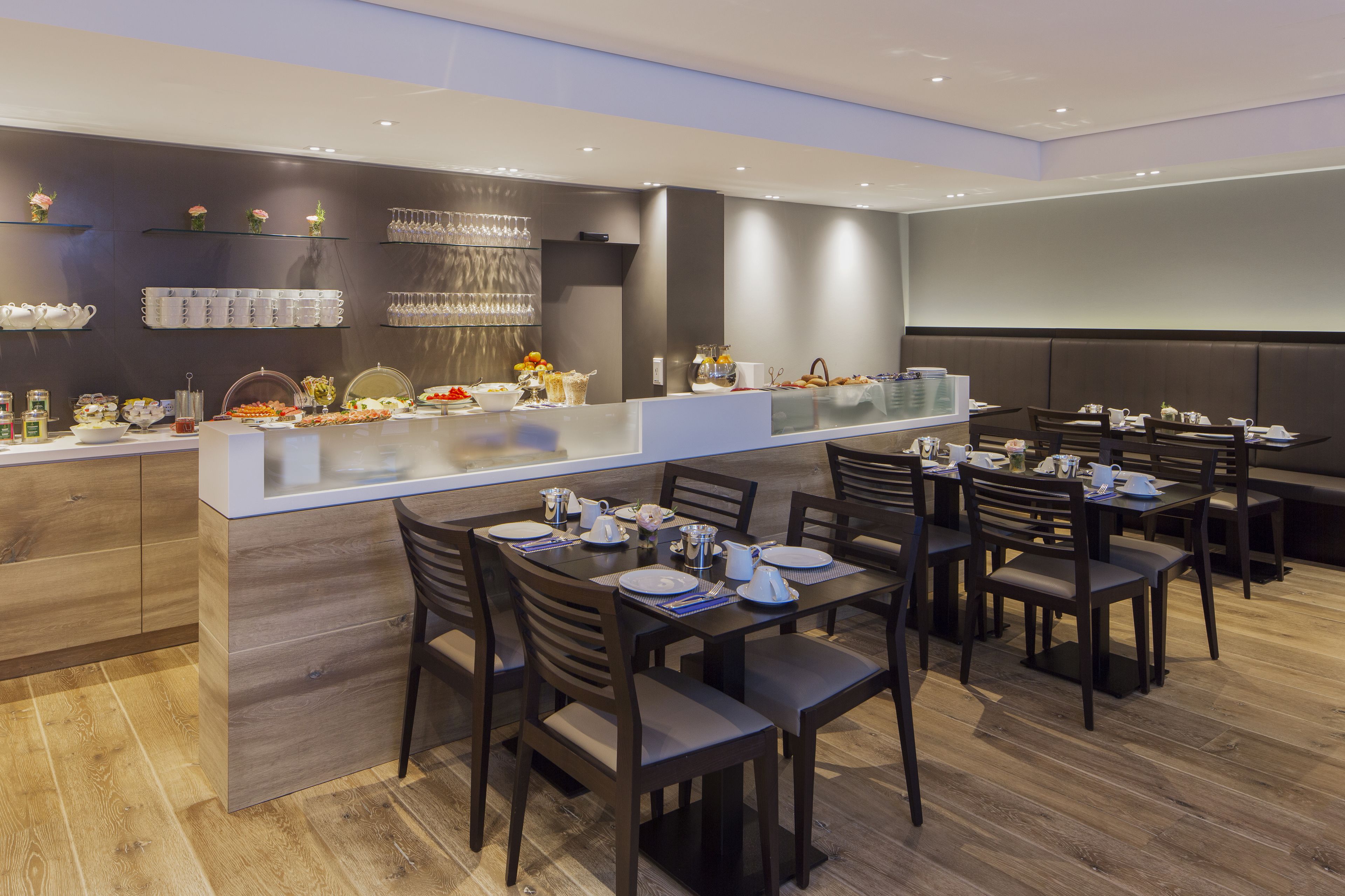 Daily buffet breakfast (EUR 15.00 per person)