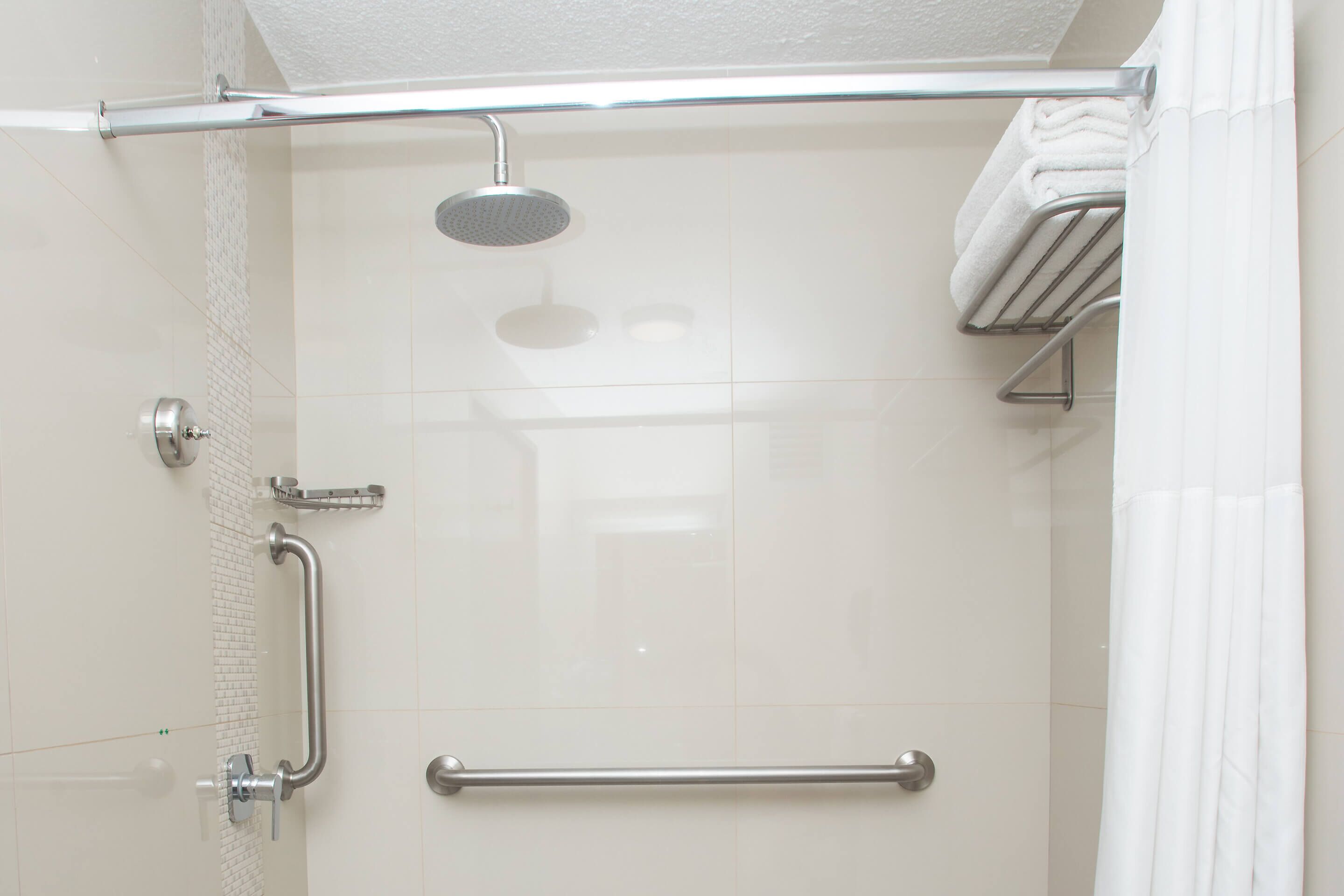 Superior Single Room, 1 Twin Bed, Accessible | Bathroom | Shower, free toiletries, hair dryer, towels