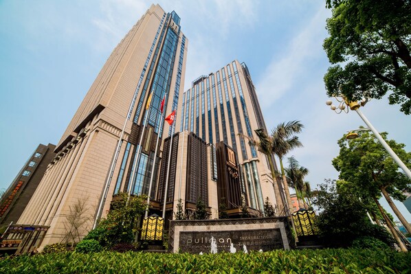 Fachada de la propiedad