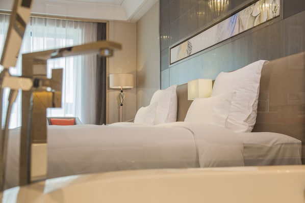 In-room safe, desk, blackout drapes, soundproofing