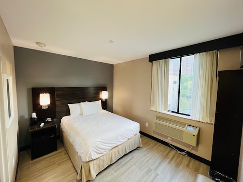 Rockaway Hotel Brooklyn