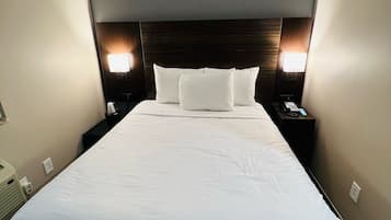 Chambre Standard, 1 grand lit, accessible aux personnes à mobilité réduite