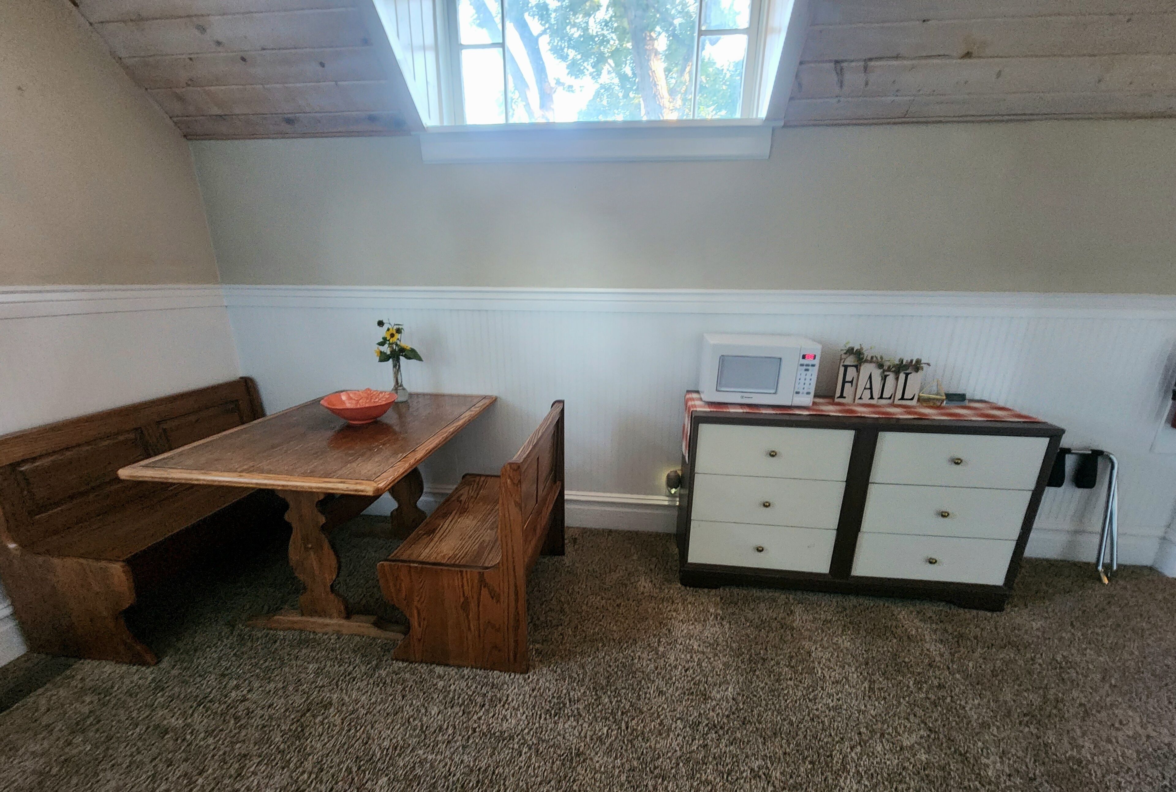 ห้องสวีท, เตียงควีนไซส์ 2 เตียง, วิวภูเขา | Wi-Fi ฟรี