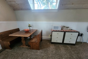 Window Suite | Free WiFi - Monroe Inn (Monroe)