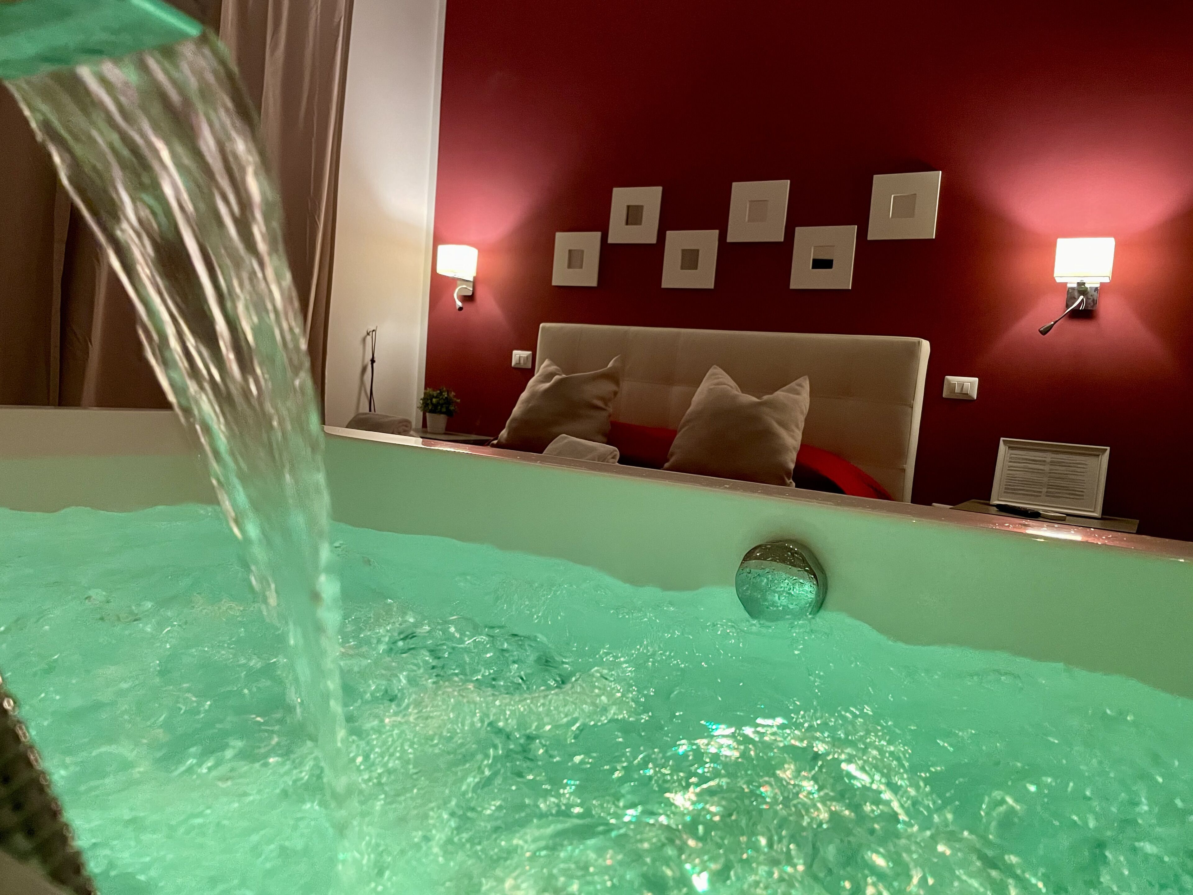 Suite de lujo, hidromasaje | Ropa de cama de alta calidad y minibar 