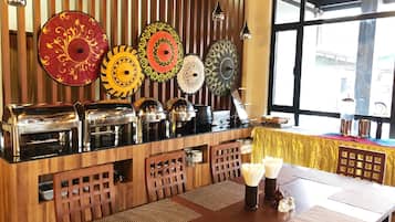 Breakfast, lunch, dinner served; Asian cuisine