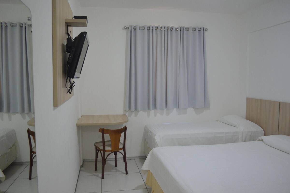 Minibar, free WiFi, bed sheets