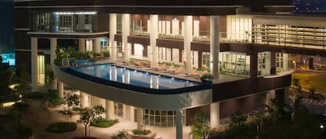 Fasade – kveld/natt