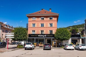 Front of property - Hôtel Restaurant l'Aubergade (Gerardmer)