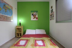 Huoneisto, 1 makuuhuone | 1 makuuhuone, työpöytä, silitysrauta/-lauta