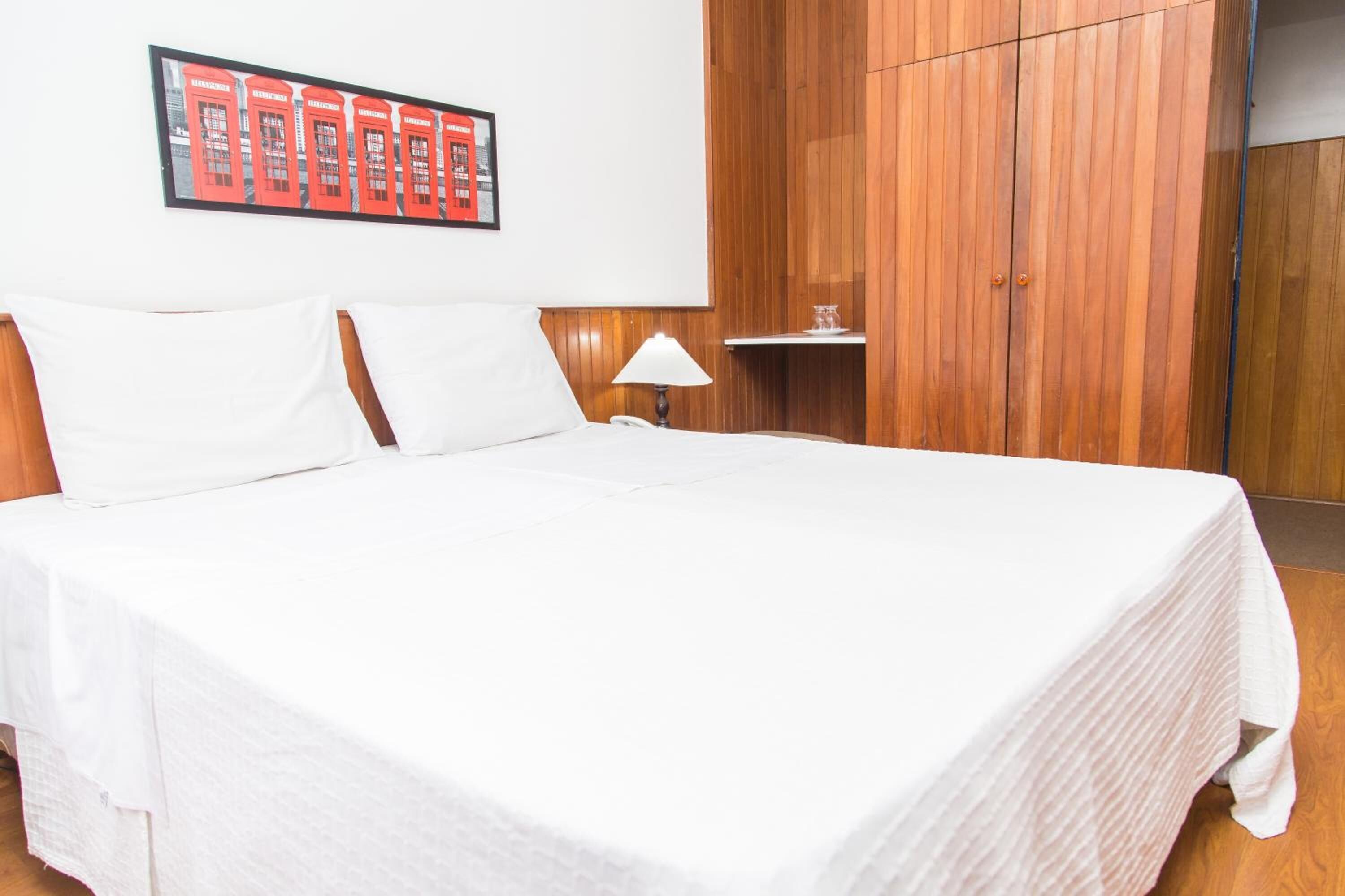 minibar, desk, free cots/infant beds, free wifi