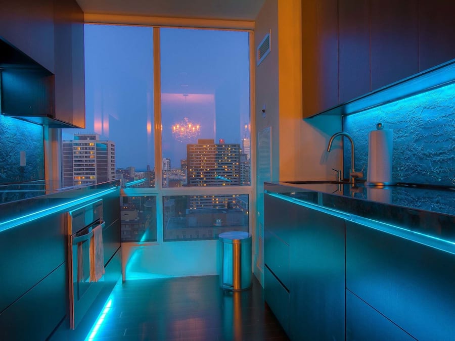 Refrigerador, microondas, horno, placa de cocina