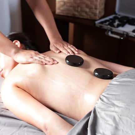 Couples treatment rooms, body treatments, hydrotherapy, aromatherapy