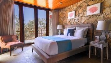 1 bedroom, premium bedding, down duvets, individually decorated