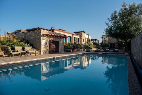 3 outdoor pools