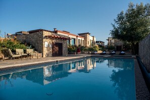 3 piscinas al aire libre