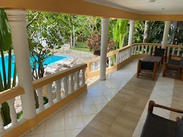 Grand Villa | 2 bedrooms, in-room safe, desk, iron/ironing board