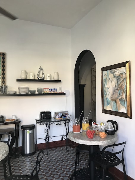 Casa Isabel Bed Breakfast - Image 4