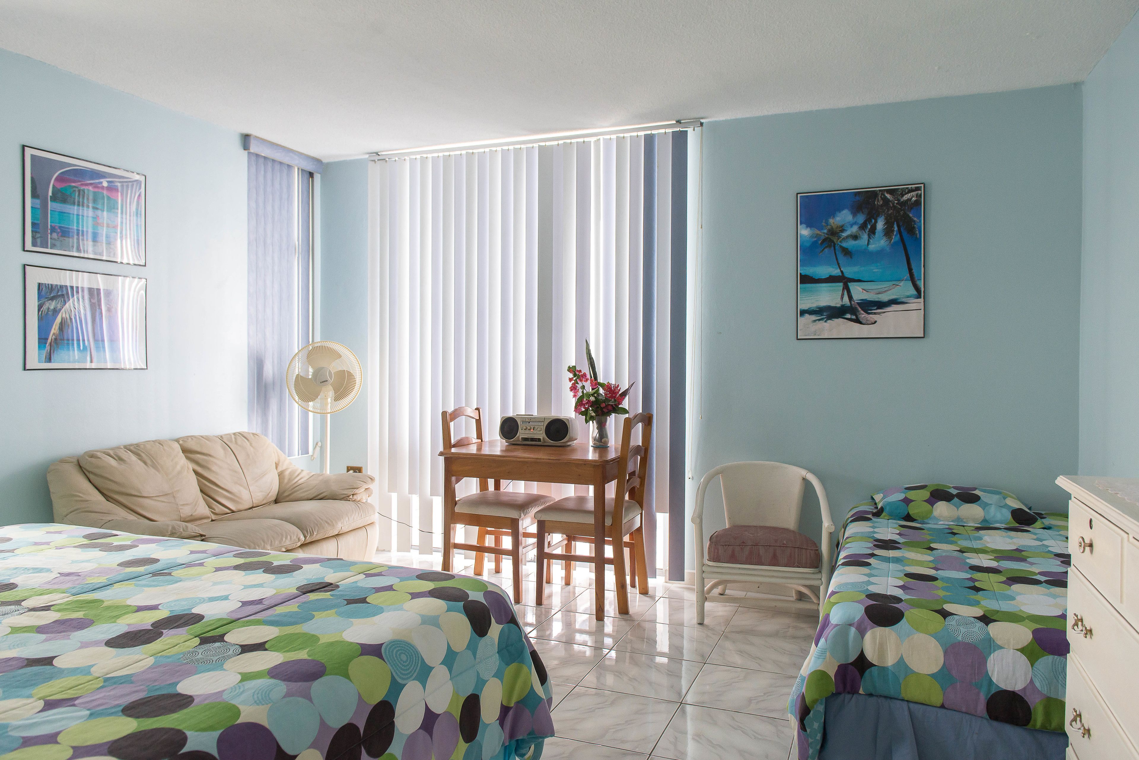 1 غرفة نوم وخزنة داخل الغرفة وواي فاي