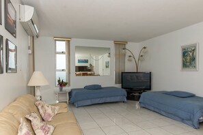 Habitación empresarial doble, 1 habitación | 1 habitación, caja de seguridad en la habitación y wifi 