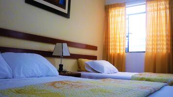 Classic Twin Room, Non Smoking, Private Bathroom | 1 bedroom, memory-foam beds, laptop workspace, free WiFi