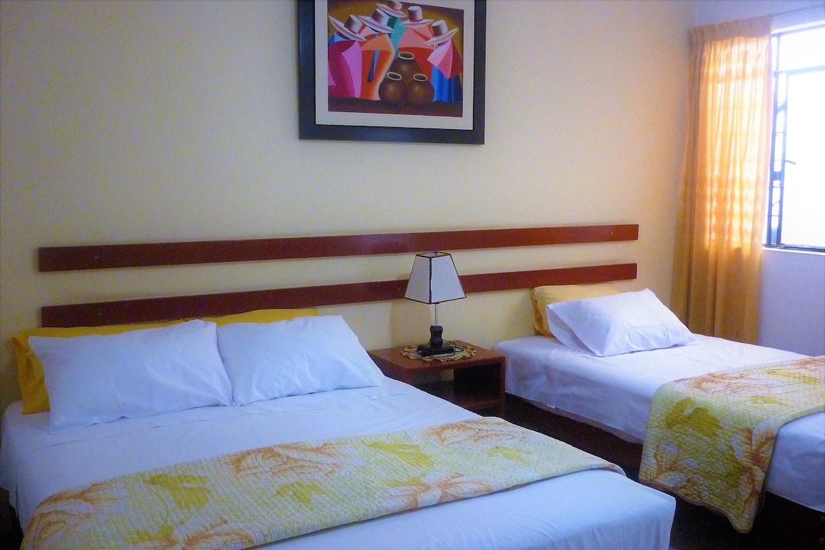 Kamar Twin Klasik, Bebas Asap Rokok, kamar mandi pribadi | Busa memori, ruang kerja ramah laptop, Wi-Fi gratis, dan seprai linen