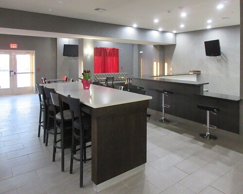 MainStay Suites Odessa I-20