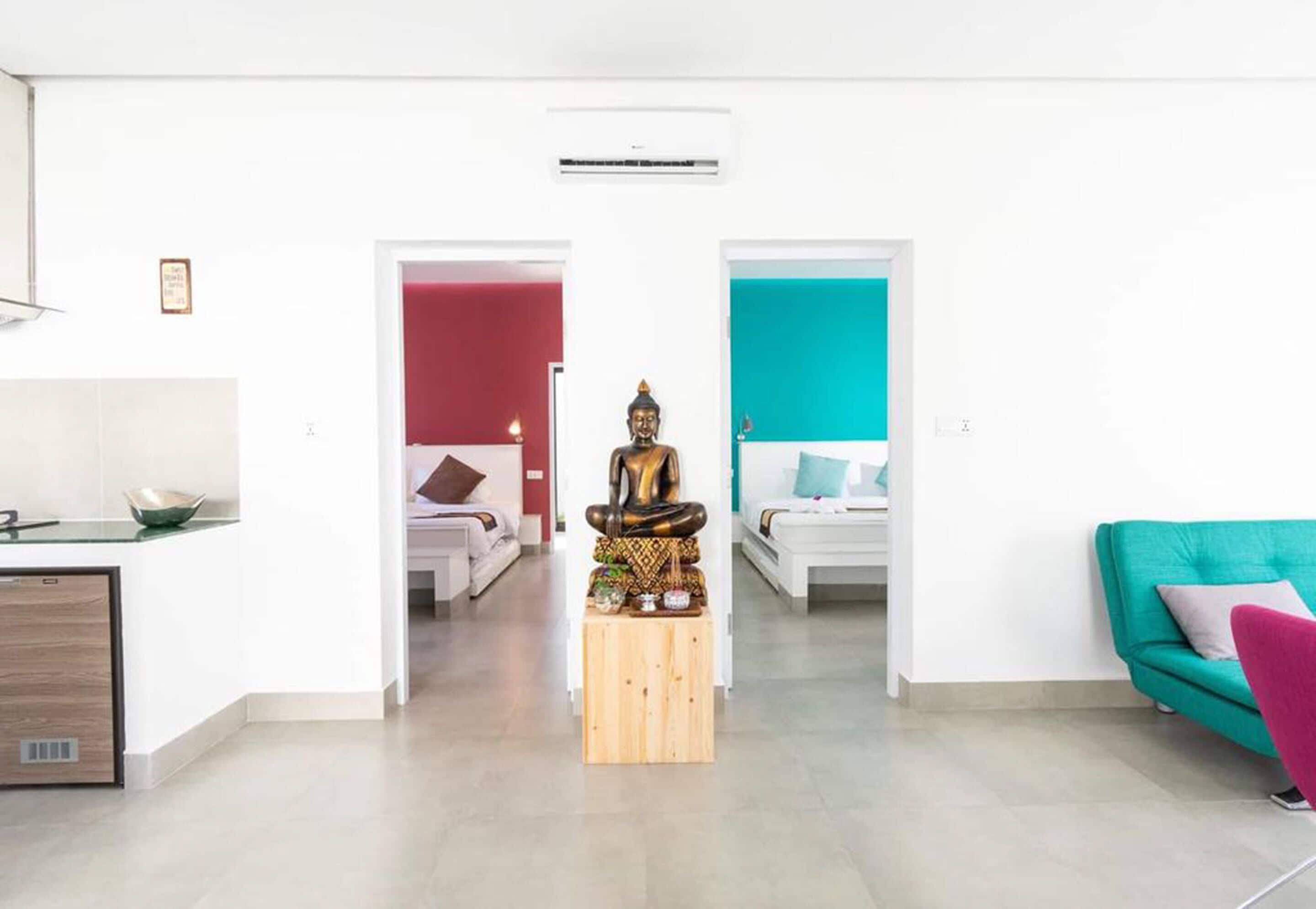 family villa with private jacuzzi (2 king beds and 4 single beds and 1 living room with sofa bed) | premium bedding, minibar, in-room safe, bed sheets