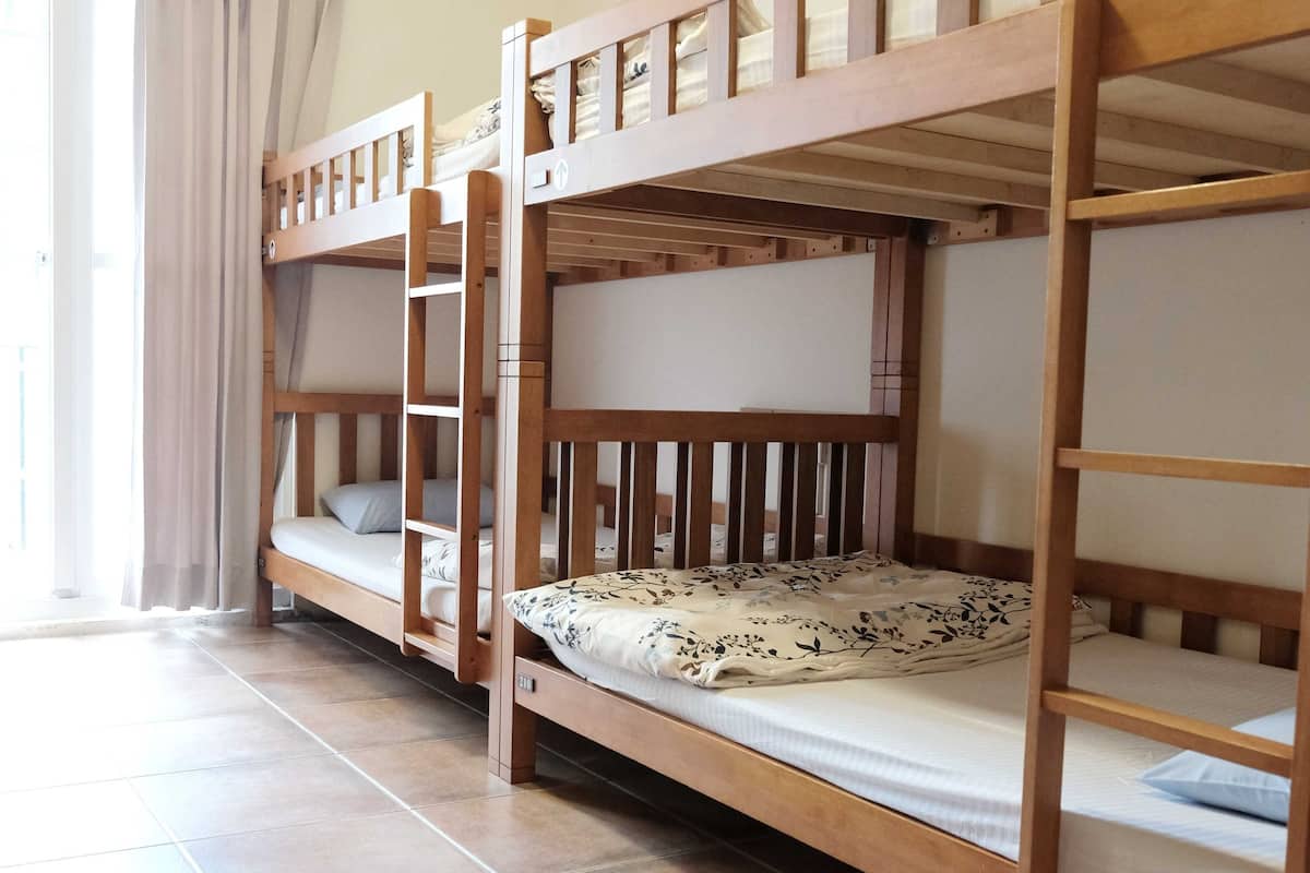 1 Bed In 8-Bed Dormitory (Female) | Soundproofing, free WiFi, bed sheets