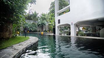 Outdoor pool, sun loungers