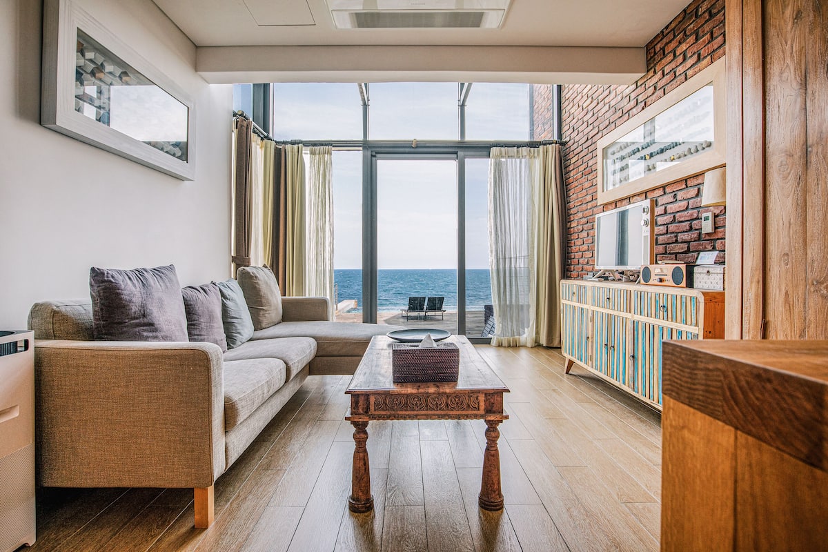 Duplex, 1 King Bed