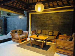 Villa, 3 Bedrooms, Private Pool | Living area