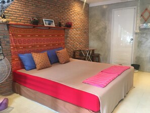 Free WiFi - Just Chill Inn - Hostel (Chiang Mai)