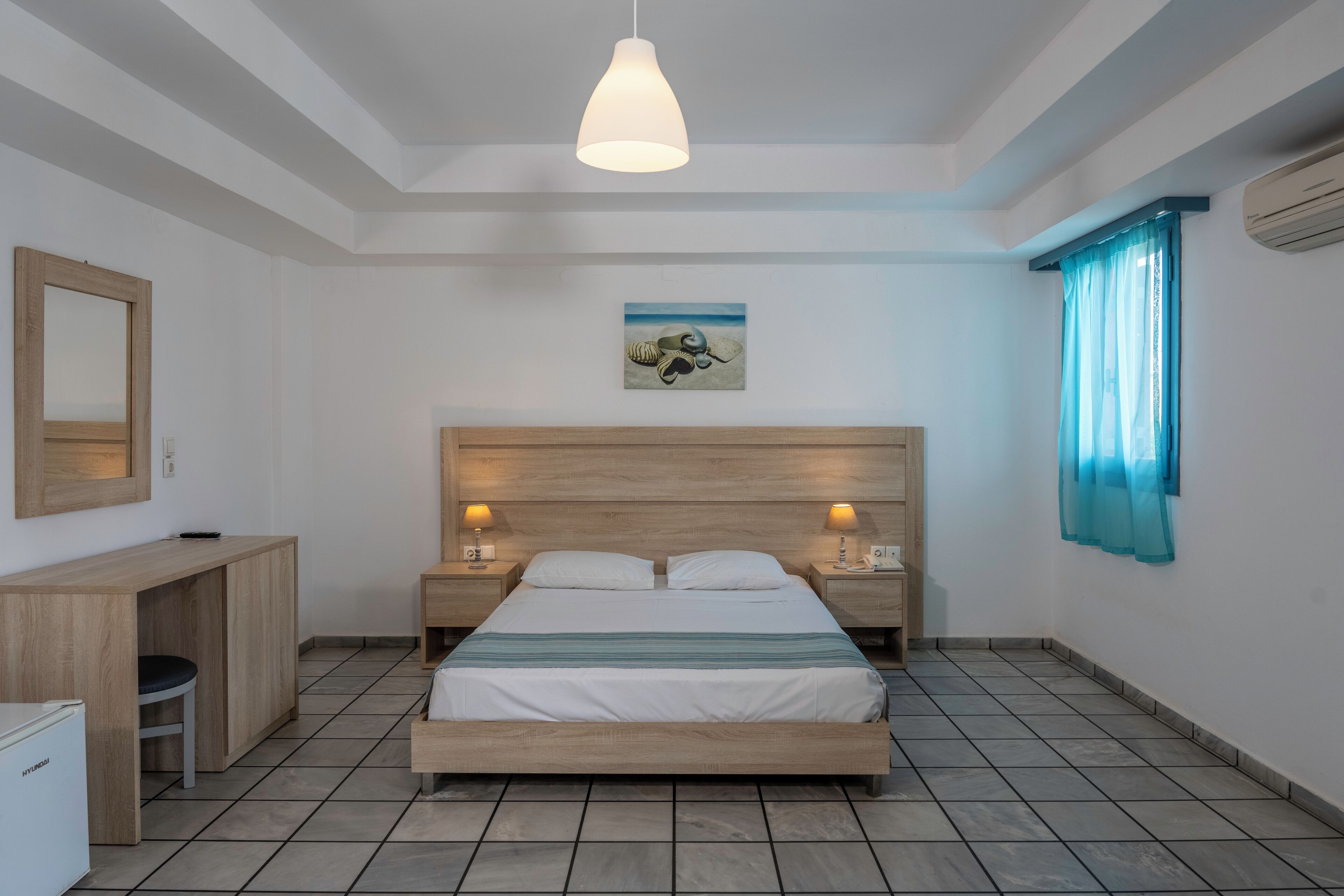 double room garden view | 1 bedroom, cots/infant beds, bed sheets