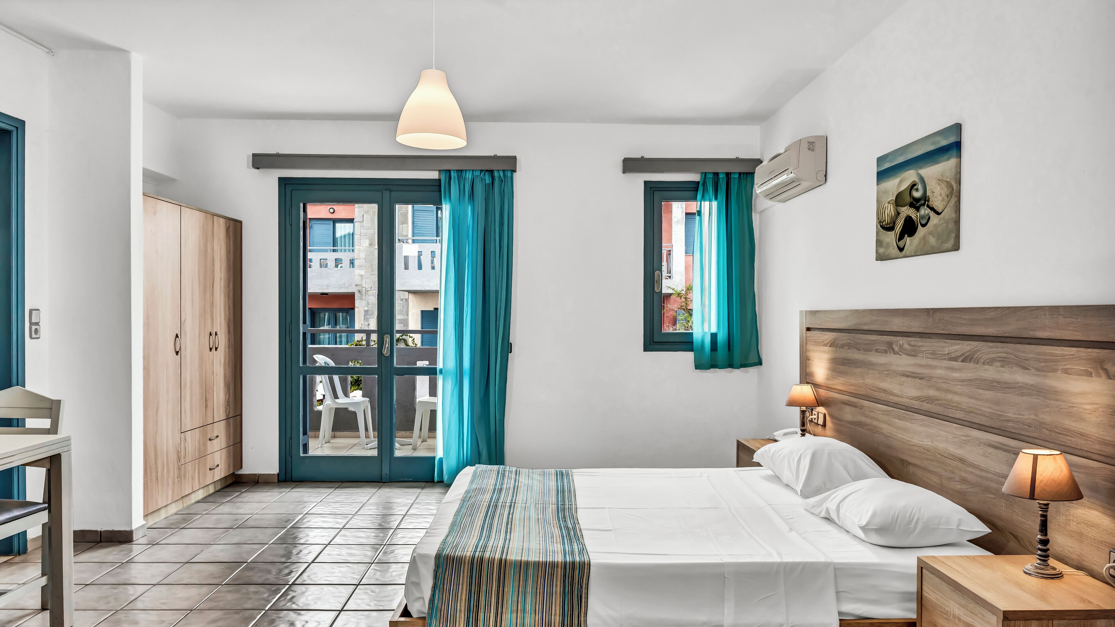 double room garden view | 1 bedroom, cots/infant beds, bed sheets