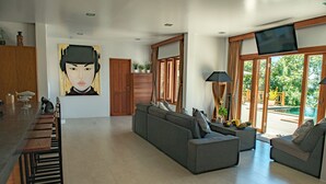 Nội thất lối vào