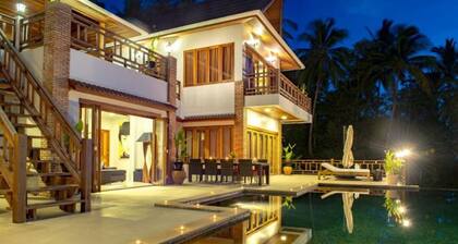 Perfect View Pool Villa