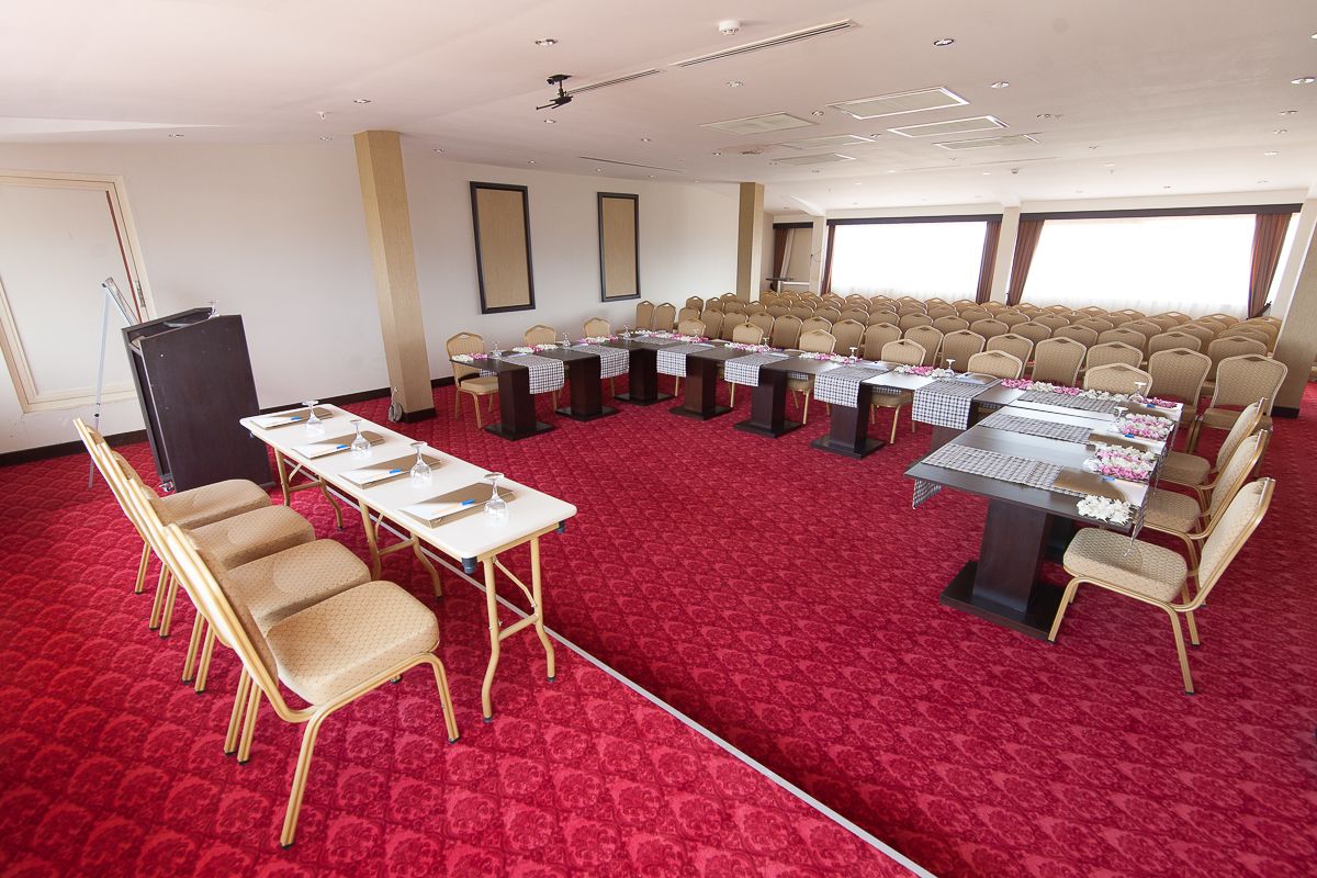 Photo - L'Oceanica Beach Resort