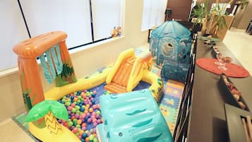 Children’s play area – indoor
