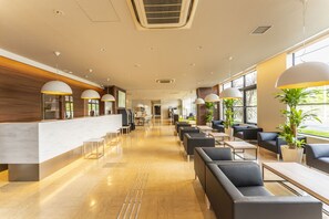 大廳酒吧