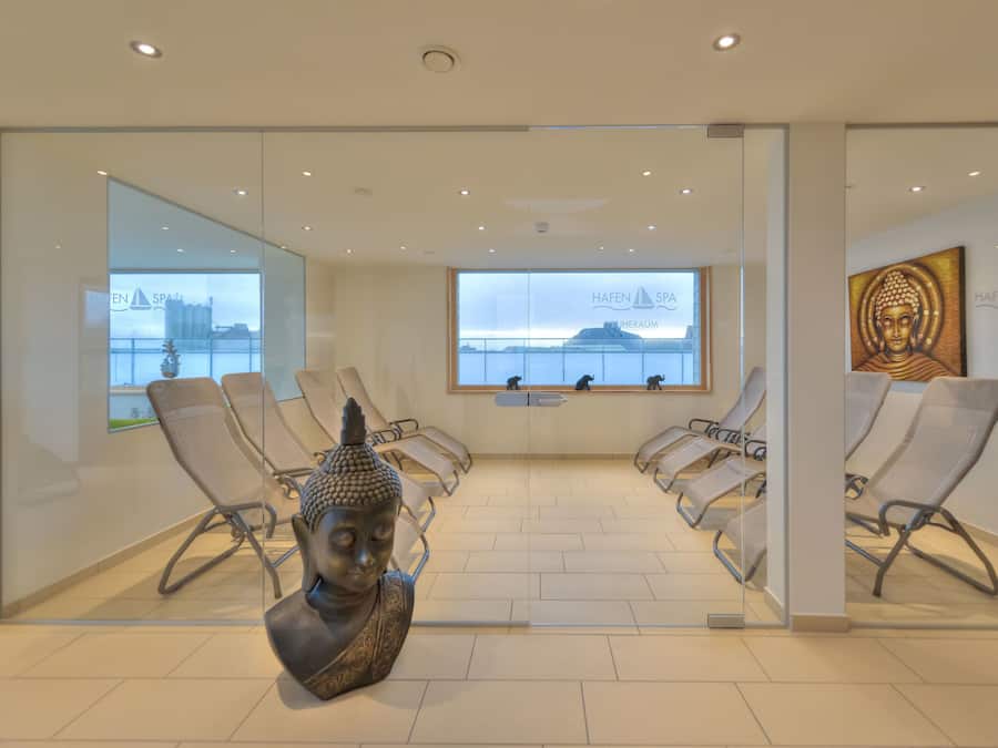 Sauna, body treatments, facials