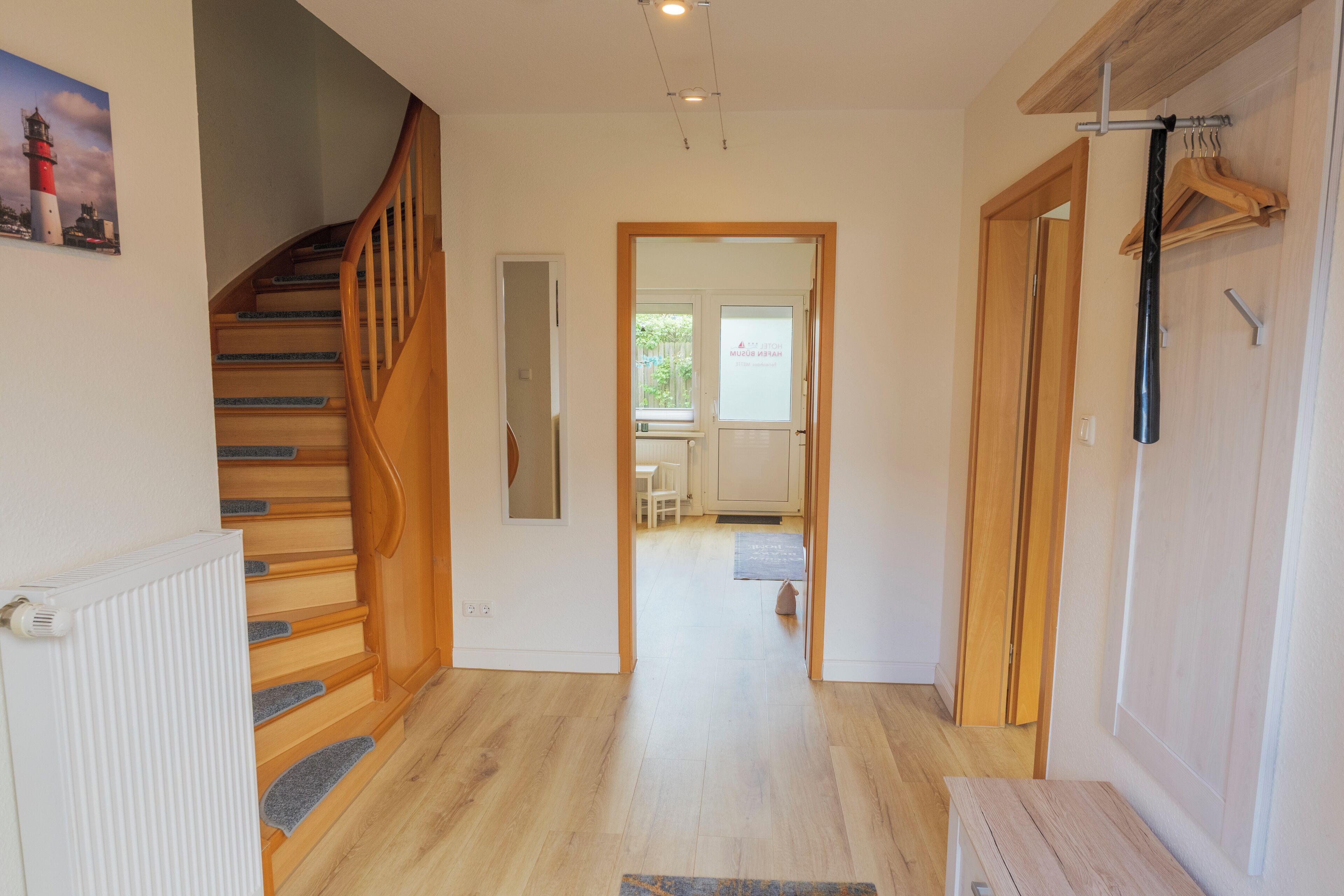 house mette | living area | flat-screen tv