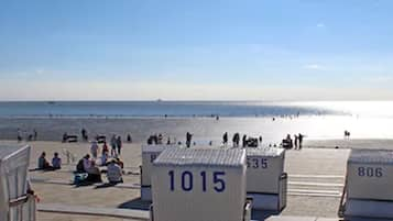 Una spiaggia nelle vicinanze